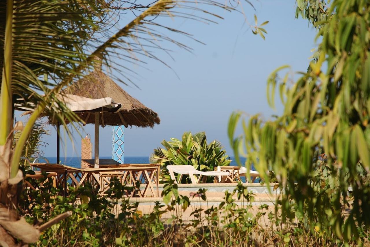 Terre D'Afrique Hotel Popenguine Bagian luar foto