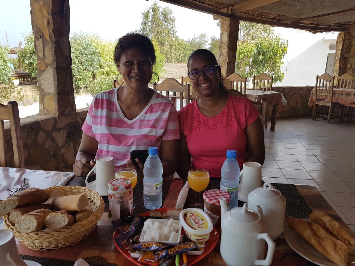 Terre D'Afrique Hotel Popenguine Bagian luar foto